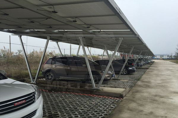 今年会（厦门）回访自主研发MRac车棚光伏项目