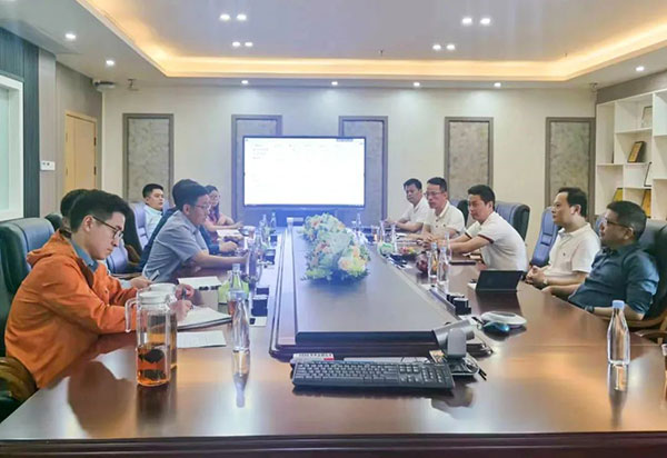 集美区副区长曾胜军莅临今年会指导工作