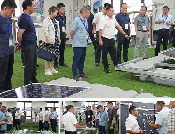 领导一行参观了今年会产品展厅和车间